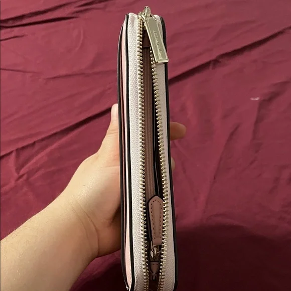NWTs Kate Spade Soft Pink Large Zip Wallet - Picture 15 of 16